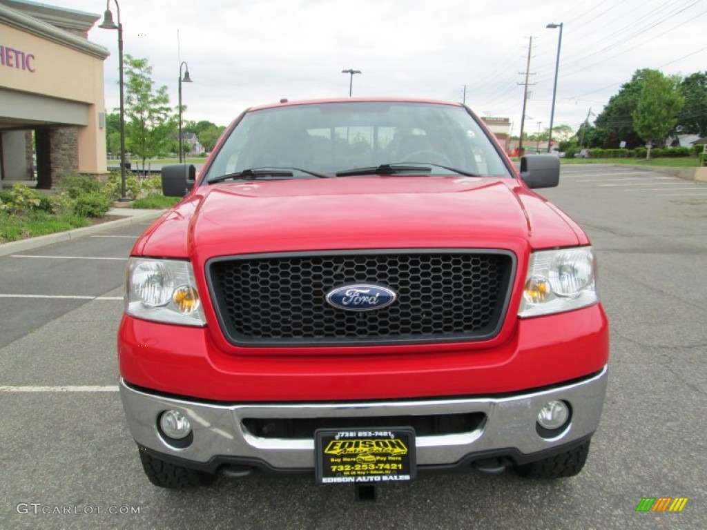 2006 F150 XLT SuperCab 4x4 - Bright Red / Medium/Dark Flint photo #13