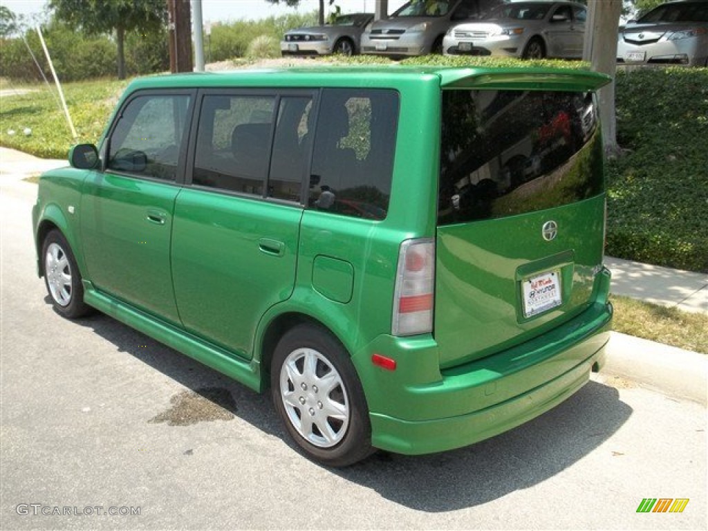 2006 xB Release Series 3.0 - Envy Green / Dark Charcoal photo #4