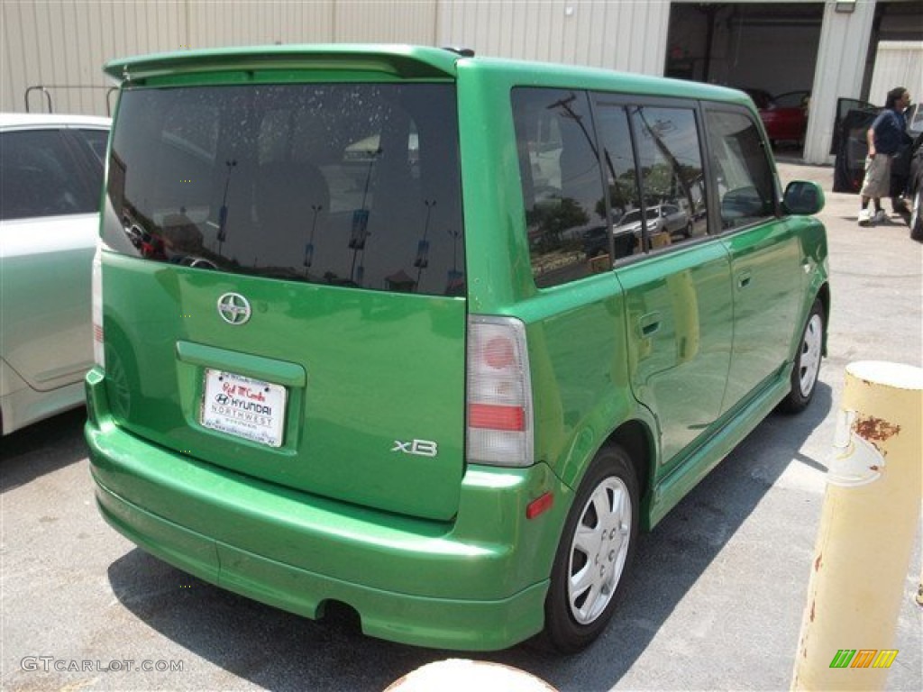 2006 xB Release Series 3.0 - Envy Green / Dark Charcoal photo #23