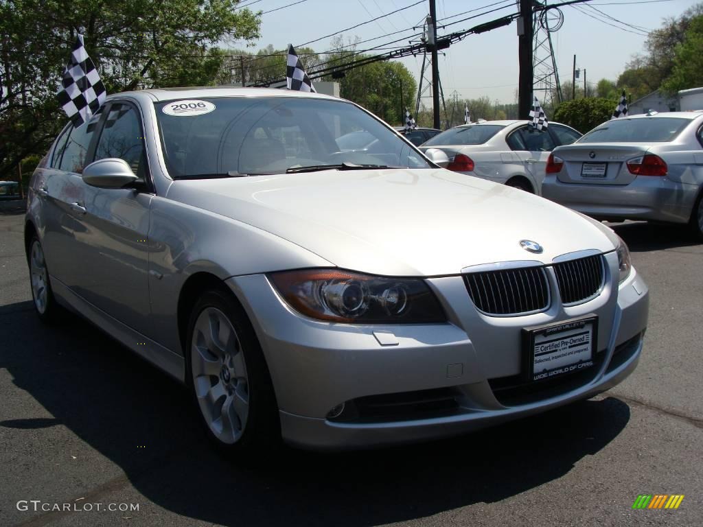 2006 3 Series 330xi Sedan - Titanium Silver Metallic / Black photo #3