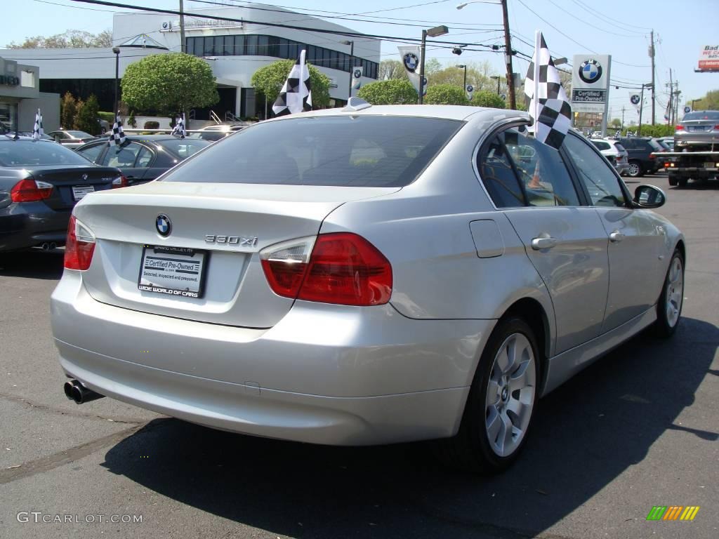 2006 3 Series 330xi Sedan - Titanium Silver Metallic / Black photo #4