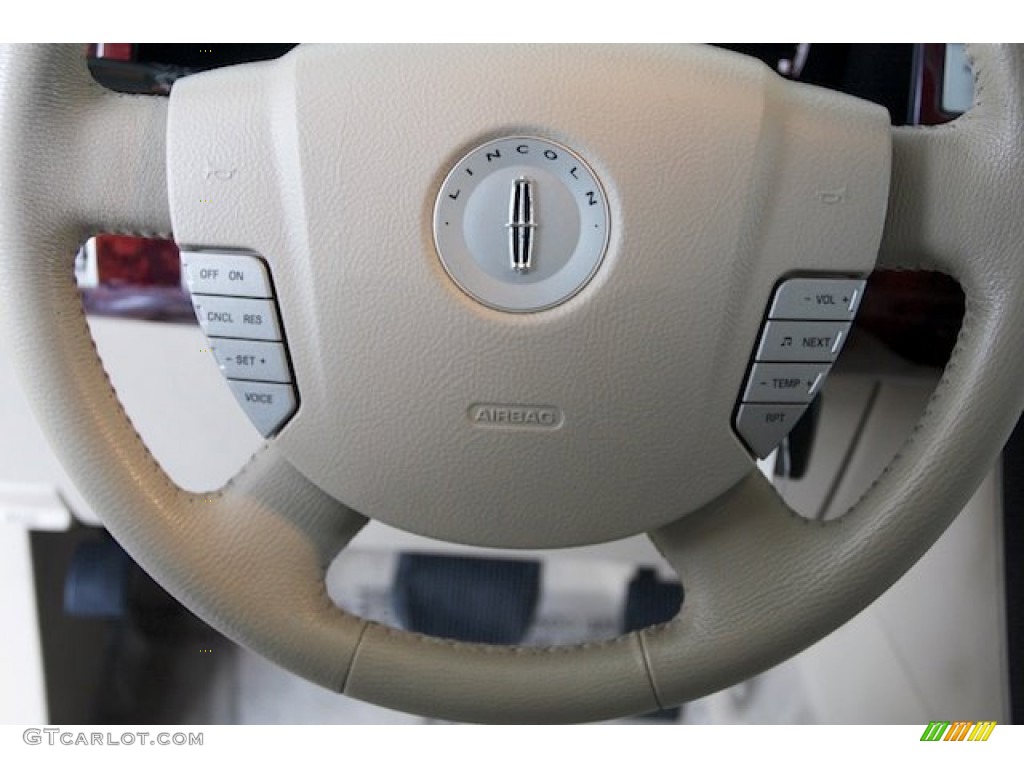 2006 Lincoln Navigator Luxury Controls Photo #81241879