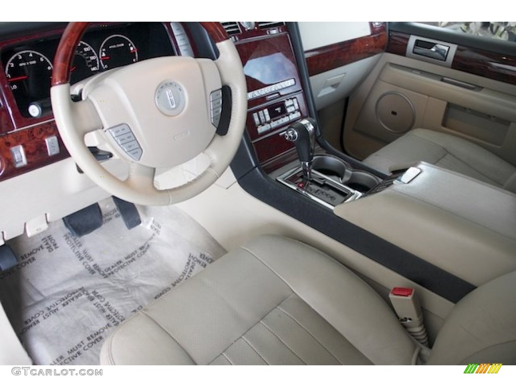 Camel Interior 2006 Lincoln Navigator Luxury Photo #81241922