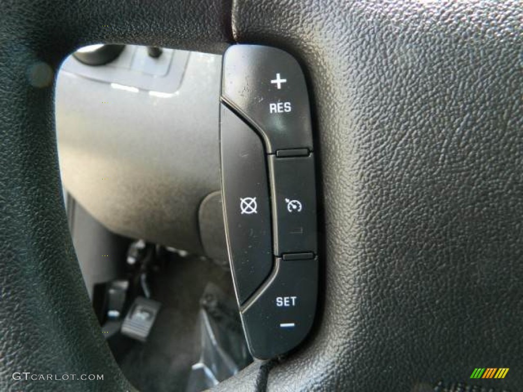 2007 Chevrolet Impala LS Controls Photo #81242170
