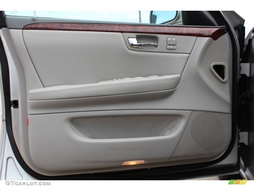 2006 Cadillac DTS Standard DTS Model Door Panel Photos