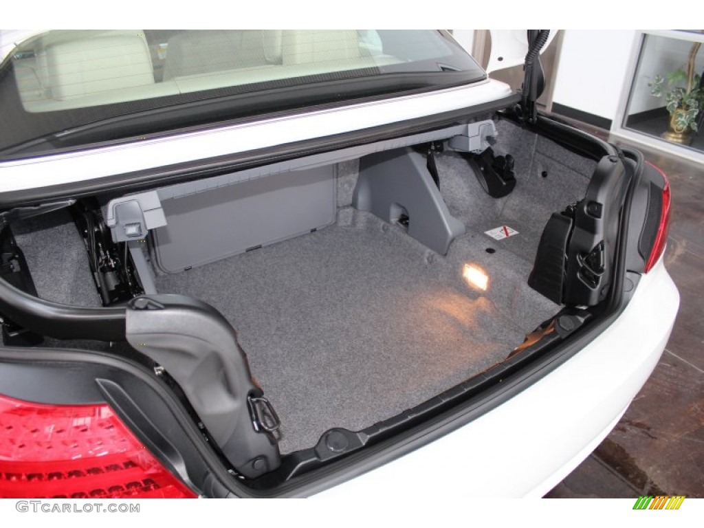 2013 BMW 3 Series 328i Convertible Trunk Photo #81245199