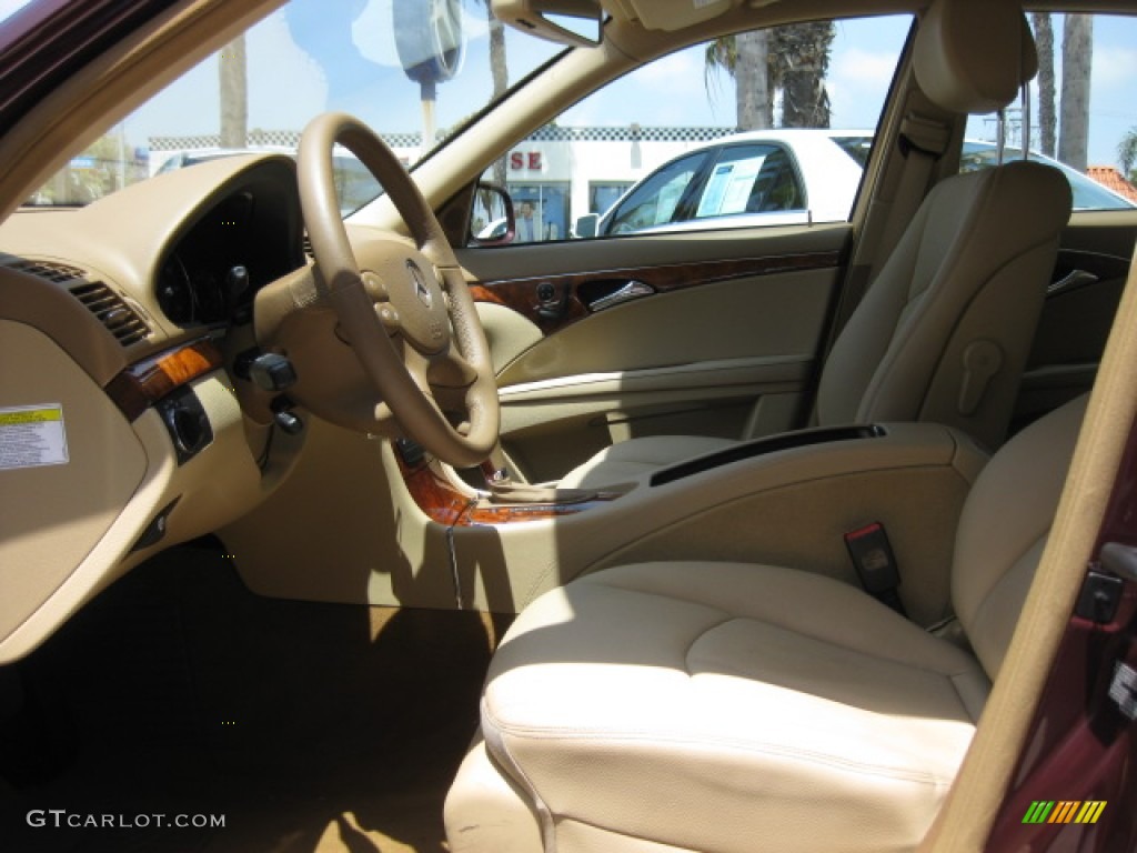 2009 E 350 Sedan - Barolo Red Metallic / Cashmere photo #18