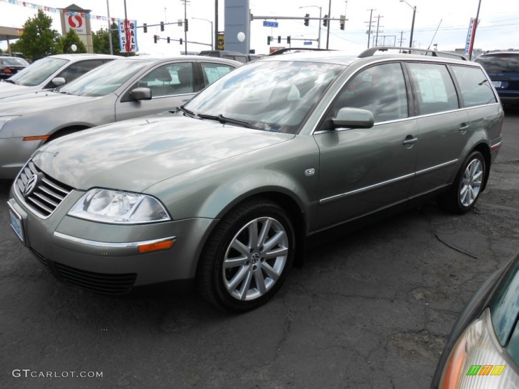 Fresco Green Metallic 2004 Volkswagen Passat GL Wagon Exterior Photo #81247294