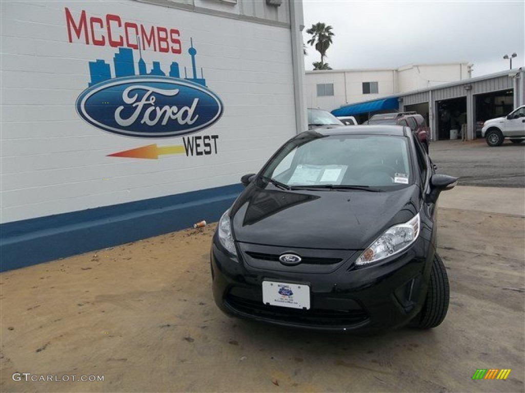 2013 Fiesta SE Hatchback - Tuxedo Black / Charcoal Black photo #1