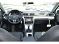 Black - Passat 2.5L SE Photo No. 5