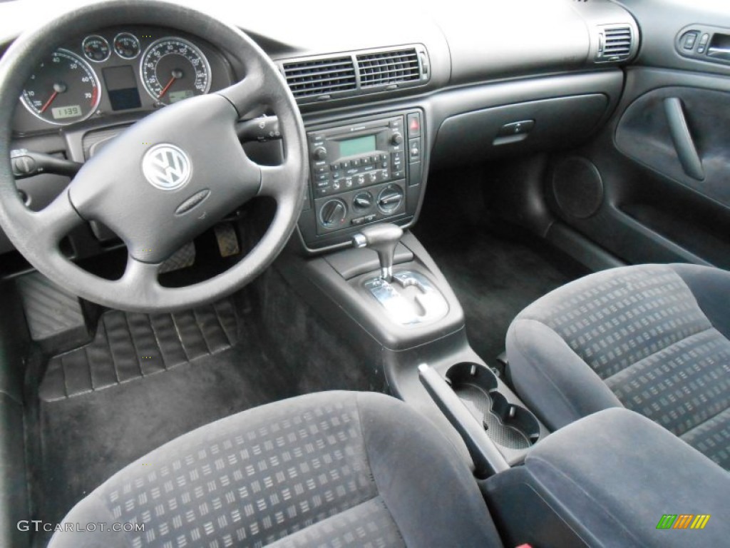 Anthracite Interior 2004 Volkswagen Passat GL Wagon Photo #81247544