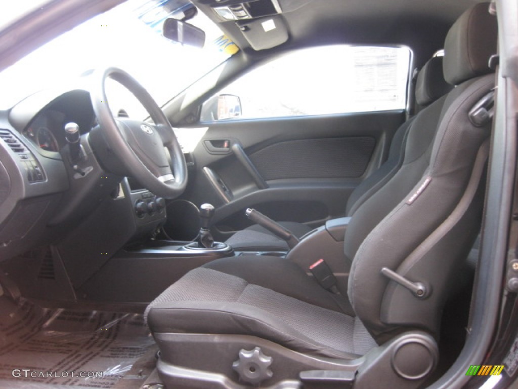 2004 Tiburon GT - Jet Black / Black photo #16