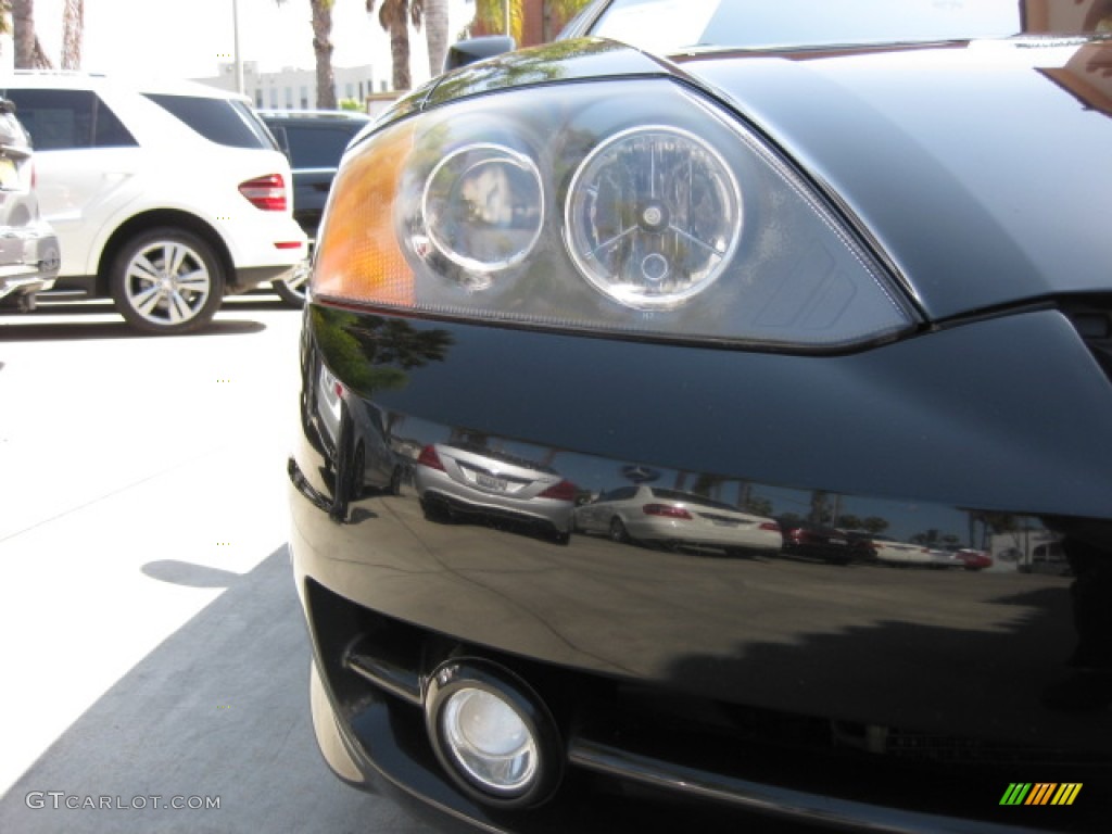 2004 Tiburon GT - Jet Black / Black photo #23