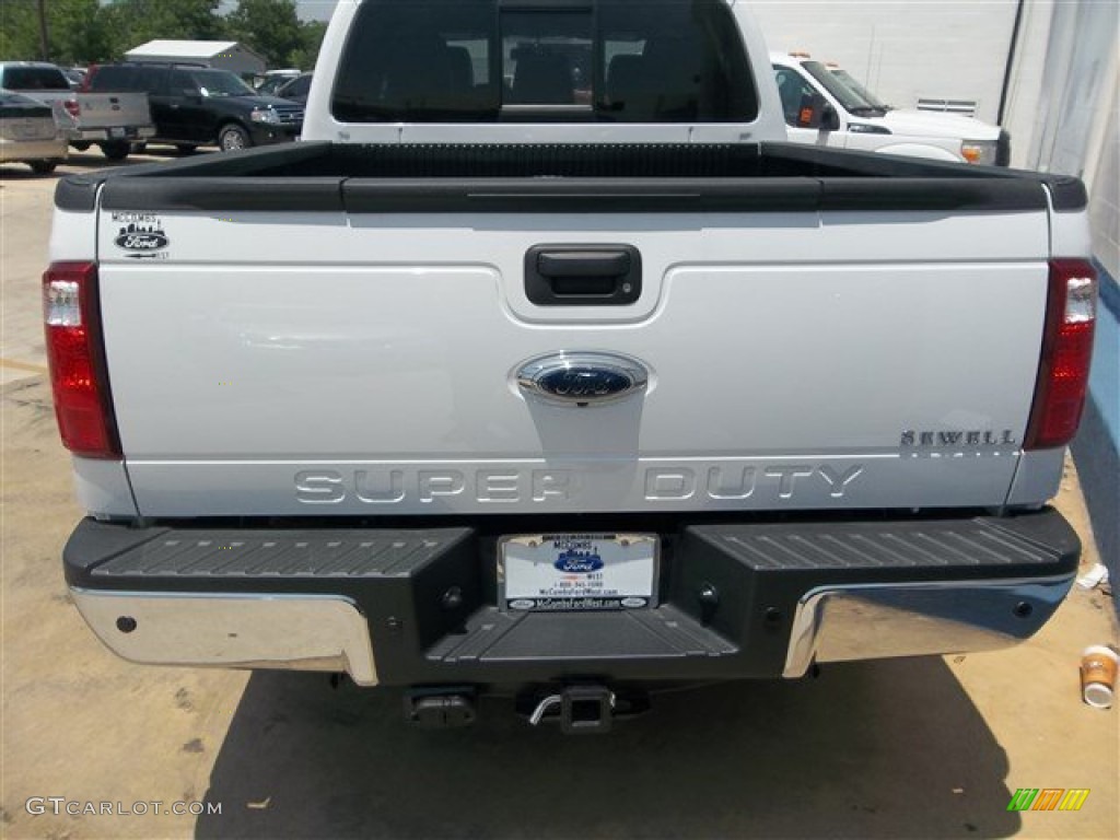 2013 F250 Super Duty Lariat Crew Cab 4x4 - Oxford White / Black photo #10