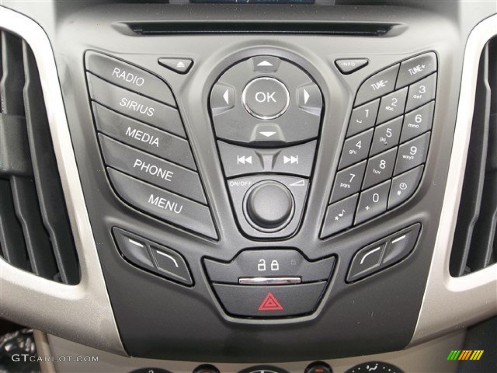 2013 Focus SE Hatchback - Sterling Gray / Medium Light Stone photo #51