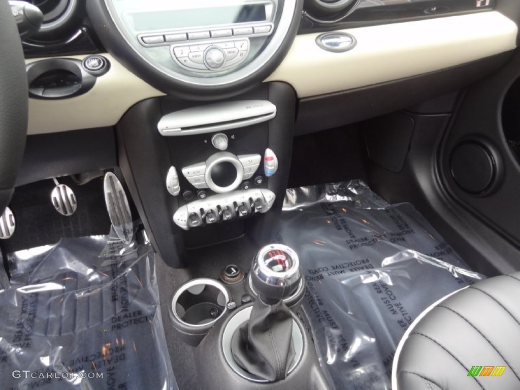 2009 Mini Cooper John Cooper Works Clubman Transmission Photos