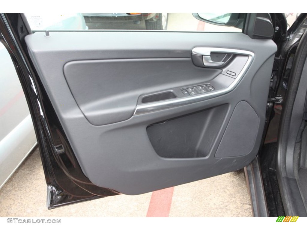 2013 Volvo XC60 3.2 AWD Off Black Door Panel Photo #81254458