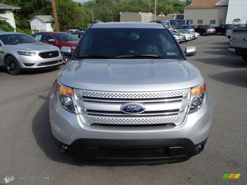 2013 Explorer Limited 4WD - Ingot Silver Metallic / Charcoal Black photo #2