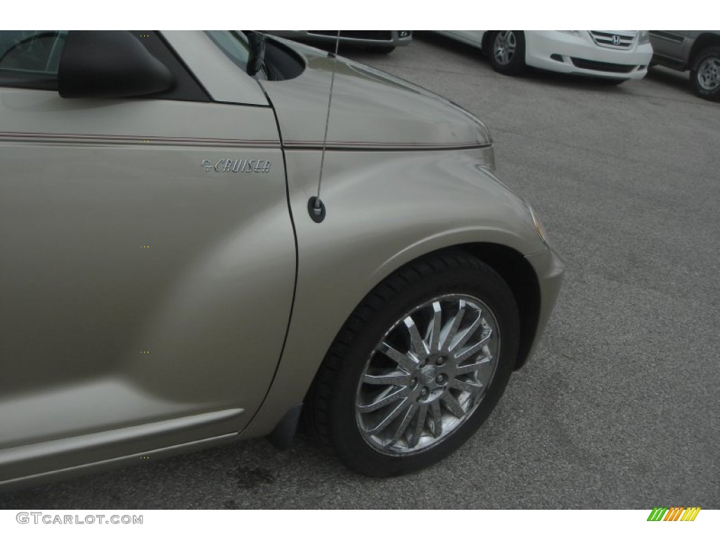 2006 PT Cruiser GT Convertible - Linen Gold Metallic Pearl / Pastel Pebble Beige photo #9