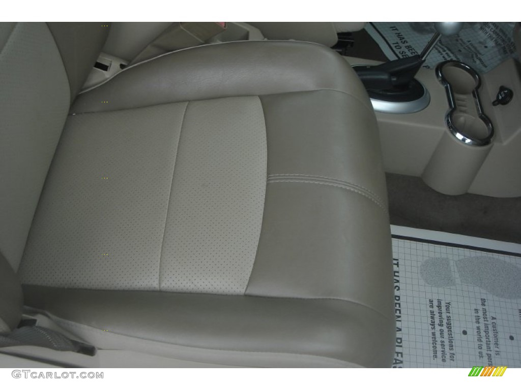 2006 PT Cruiser GT Convertible - Linen Gold Metallic Pearl / Pastel Pebble Beige photo #13