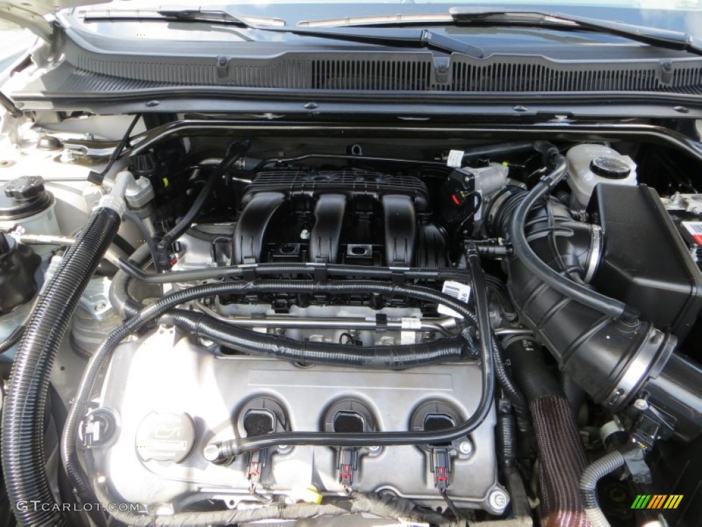 2010 Ford Taurus SE Engine Photos