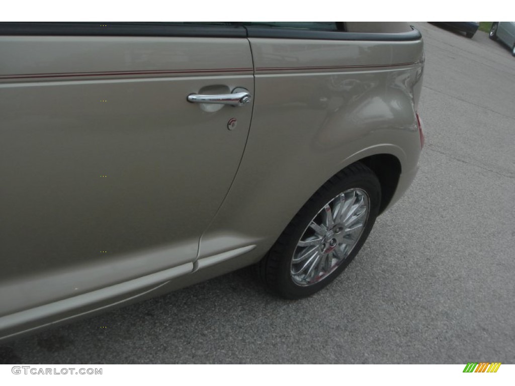 2006 PT Cruiser GT Convertible - Linen Gold Metallic Pearl / Pastel Pebble Beige photo #22