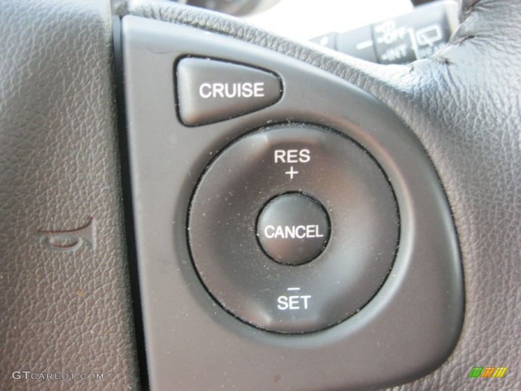 2012 Honda CR-V EX-L 4WD Controls Photo #81261178