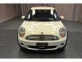 Pepper White - Cooper Clubman Photo No. 3