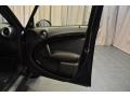 Absolute Black Metallic - Cooper Countryman Photo No. 10