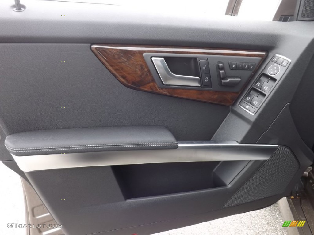2013 Mercedes-Benz GLK 250 BlueTEC 4Matic Door Panel Photos