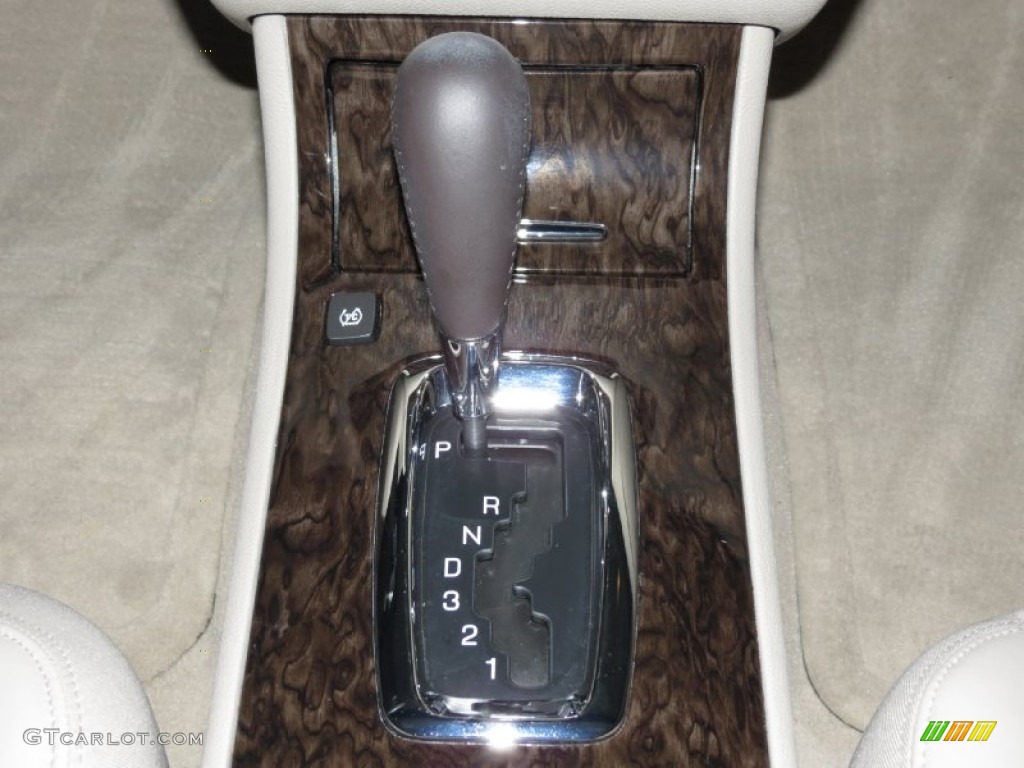 2009 Cadillac DTS Standard DTS Model Transmission Photos