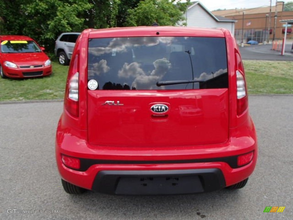 2013 Soul 1.6 - Molten Red / Black Cloth photo #7
