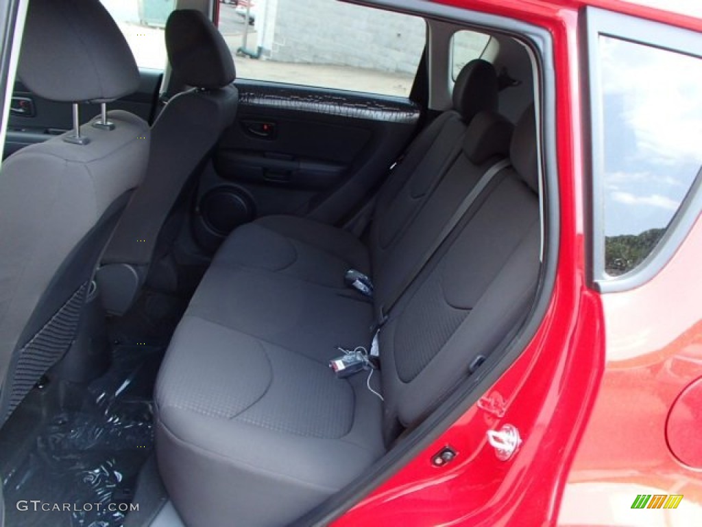 2013 Soul 1.6 - Molten Red / Black Cloth photo #13