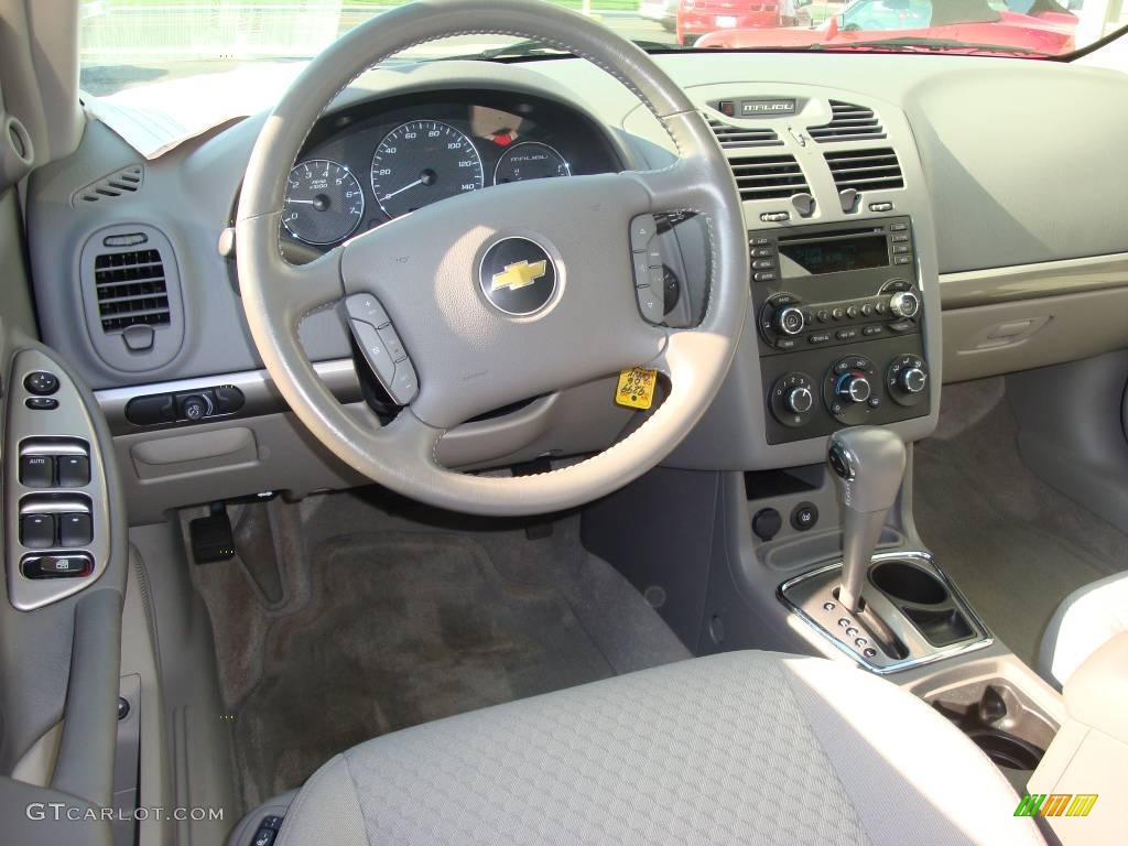 2006 Malibu LT V6 Sedan - Silverstone Metallic / Titanium Gray photo #11