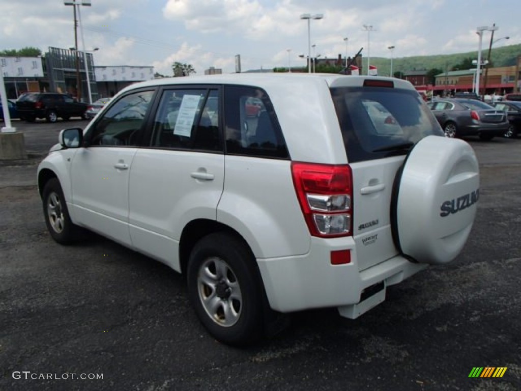 2007 Grand Vitara 4x4 - White Pearl / Black photo #6