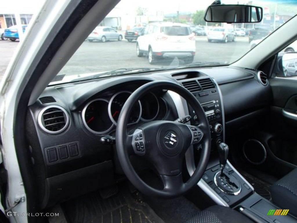 2007 Grand Vitara 4x4 - White Pearl / Black photo #10