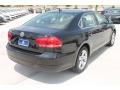 Black - Passat 2.5L SE Photo No. 9