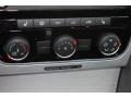 Black - Passat 2.5L SE Photo No. 18