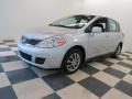 Brilliant Silver - Versa 1.8 S Hatchback Photo No. 3