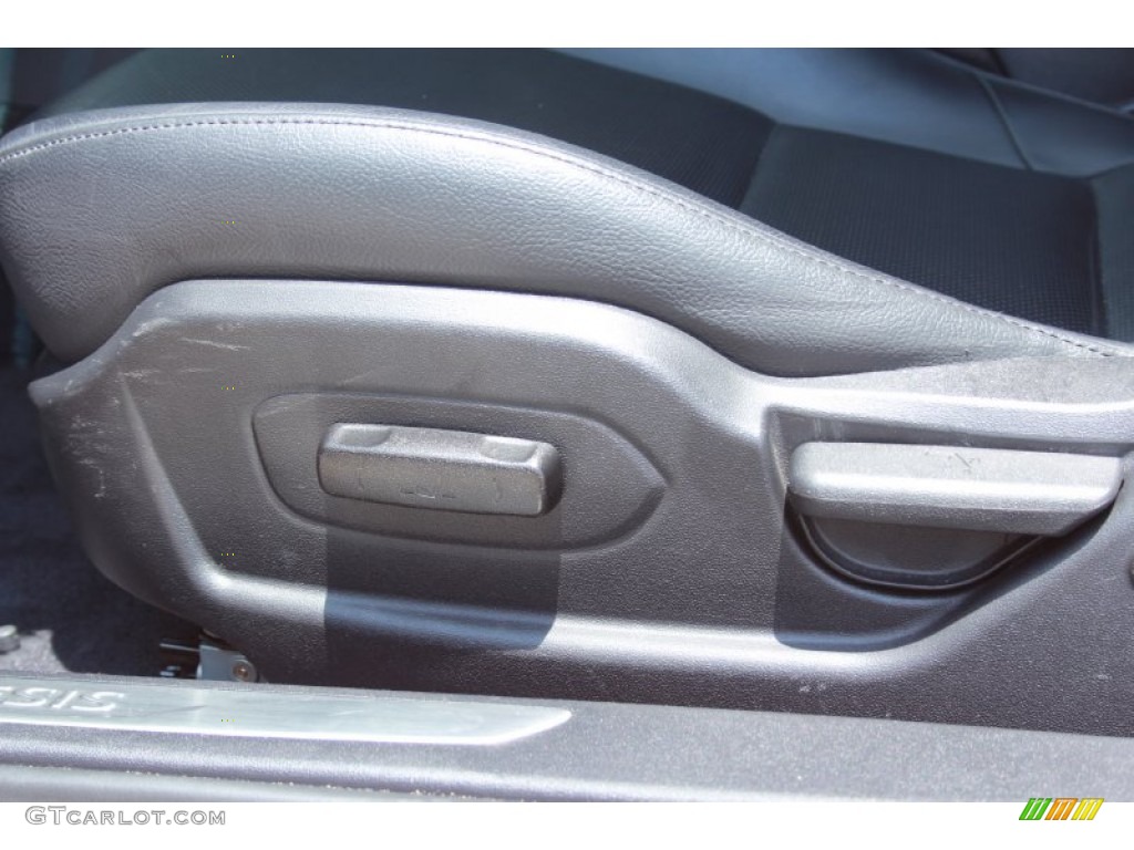2012 Hyundai Genesis Coupe 3.8 Grand Touring Controls Photo #81268372