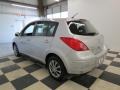 Brilliant Silver - Versa 1.8 S Hatchback Photo No. 31