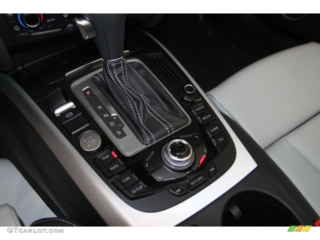 2011 Audi S5 3.0 TFSI quattro Cabriolet Controls Photo #81268943
