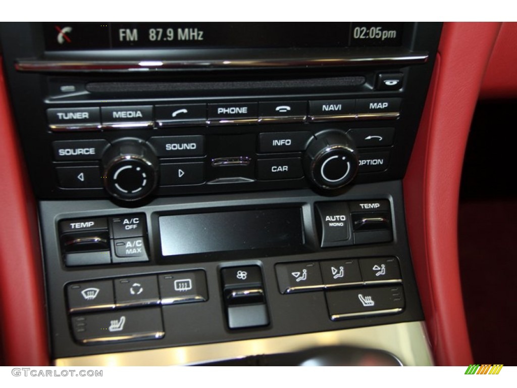 2014 Porsche Cayman S Controls Photo #81270004