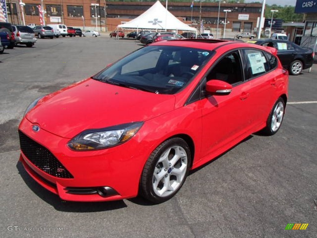 Race Red 2013 Ford Focus ST Hatchback Exterior Photo #81270755