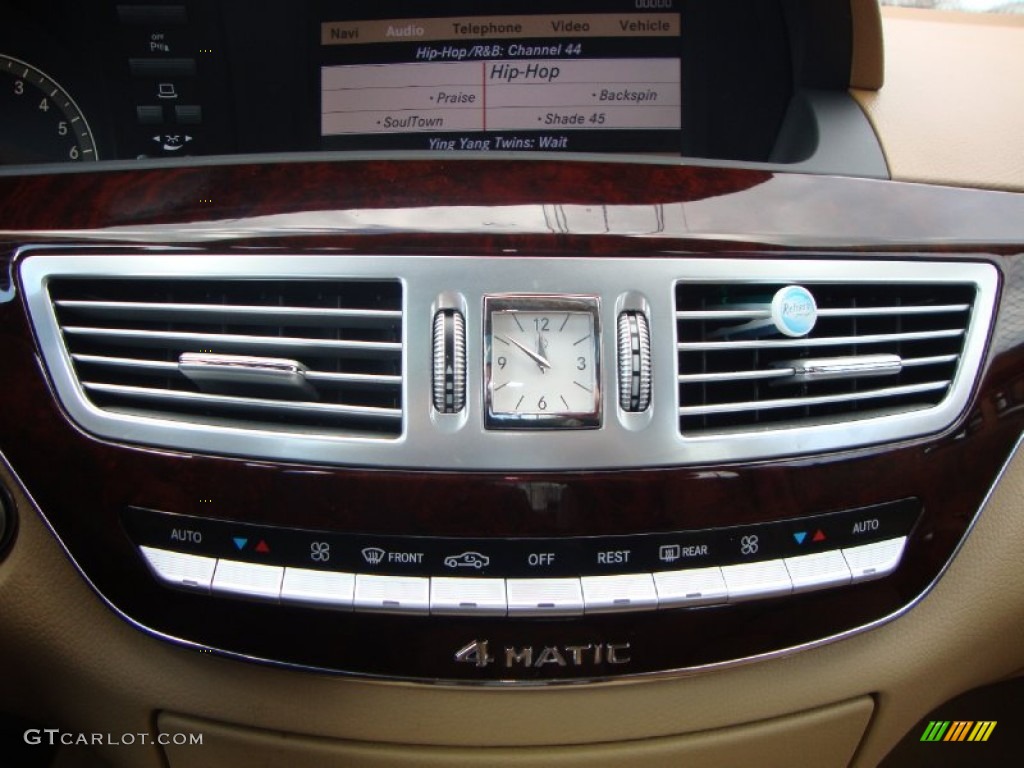 2008 Mercedes-Benz S 550 4Matic Sedan Controls Photo #81272002