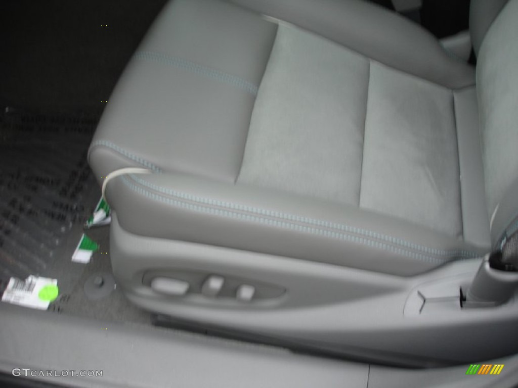 2014 Impala LT - Silver Ice Metallic / Jet Black/Dark Titanium photo #2