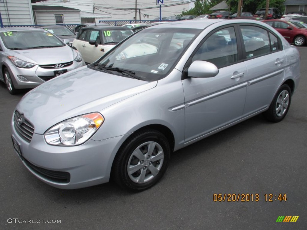 Platinum Silver 2009 Hyundai Accent GLS 4 Door Exterior Photo #81275190