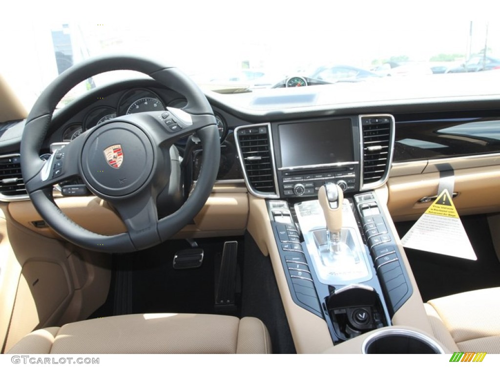 2013 Porsche Panamera Platinum Edition Black/Luxor Beige Dashboard Photo #81276814