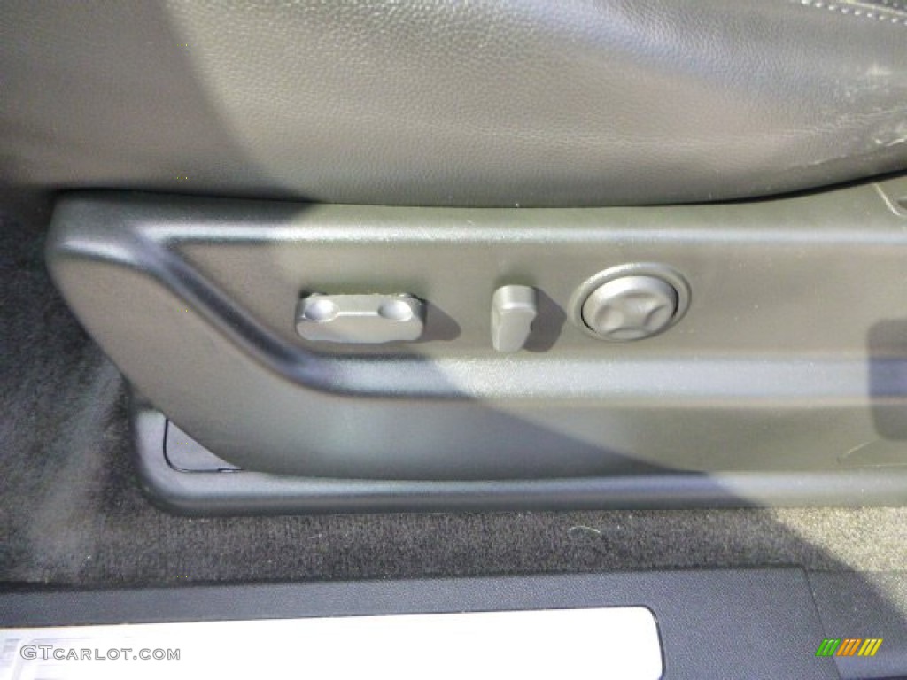 2009 Tahoe LTZ 4x4 - White Diamond Tricoat / Ebony photo #16