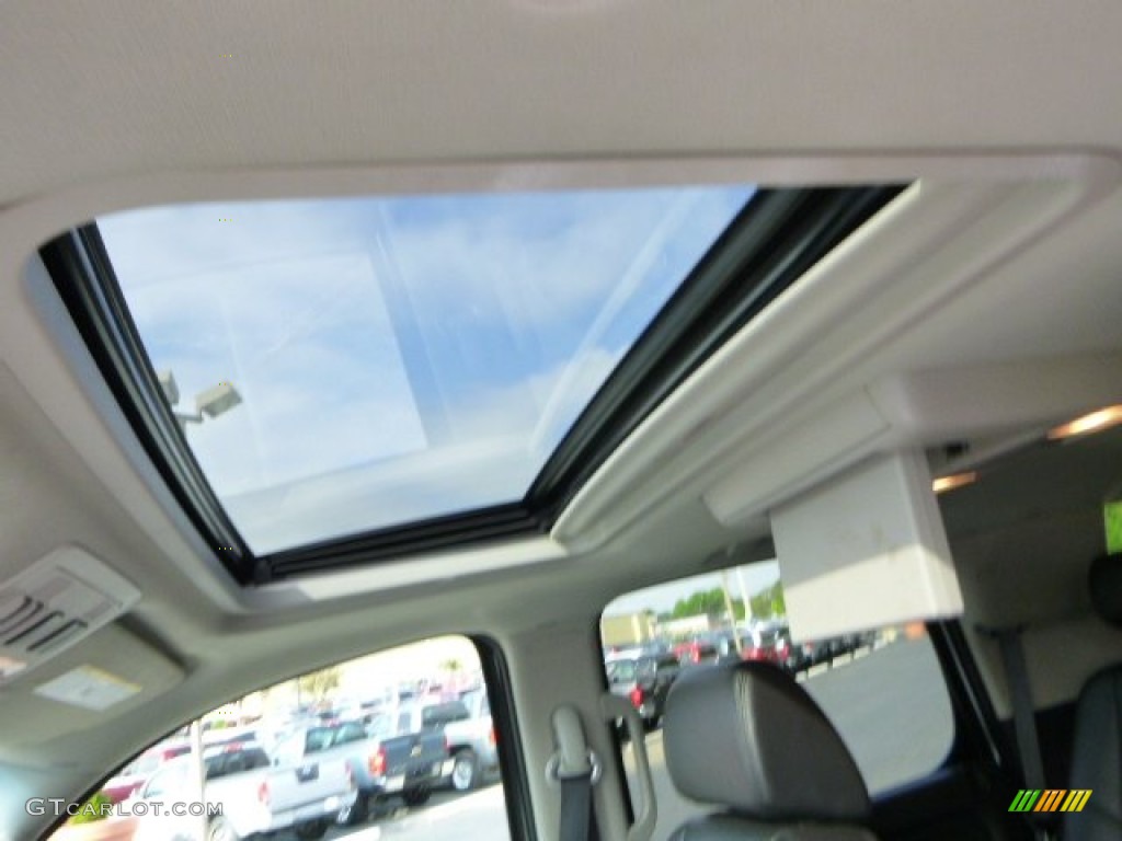 2009 Tahoe LTZ 4x4 - White Diamond Tricoat / Ebony photo #17